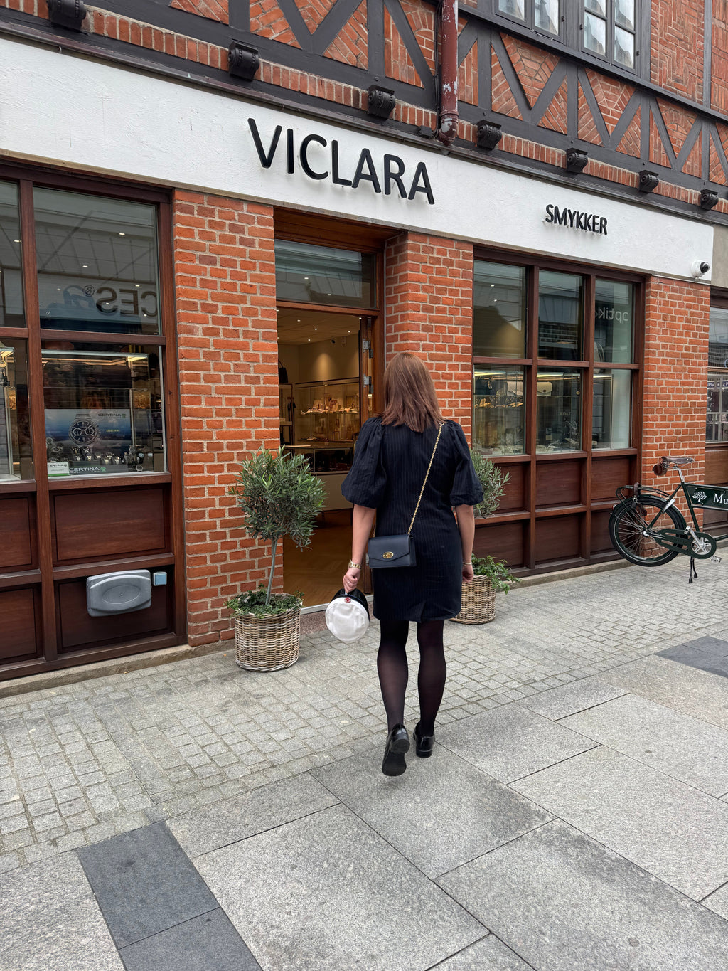 Mulberry i Aarhus er lukket – oplev et af Danmarks største udvalg hos Viclara i Holstebro - Viclara.dk