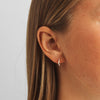 Mads Z Freya creoler i 14 kt. guld med 0,20 ct. diamanter 
