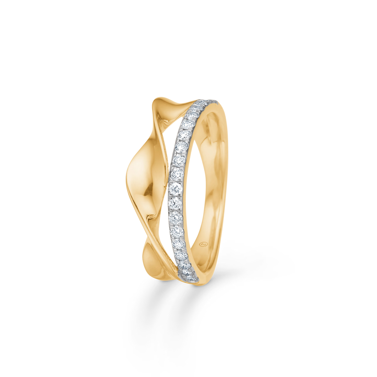 Mads Z Diamond Twist Ring – Diamantring i 14 karat guld 