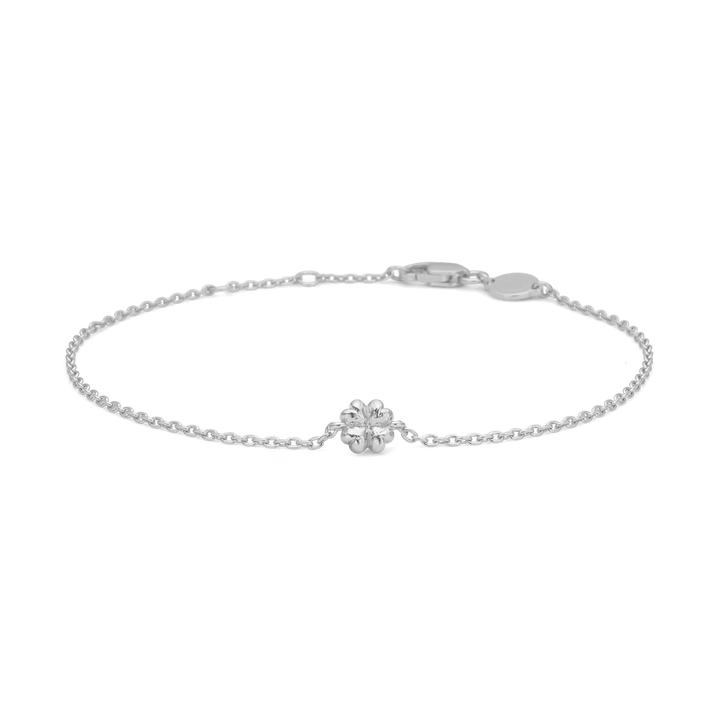 Petit Fleur armbånd i sølv med fin blomst midt på kæden. Elegant og enkel stil. Model 7150359.