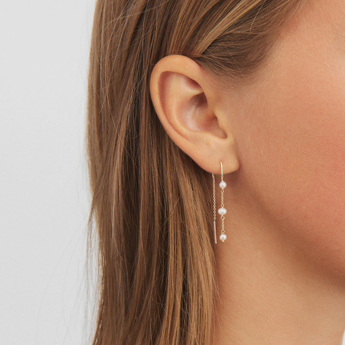 Studio Z Grace Örhängen – Förgyllt sterlingsilver med pärlor 