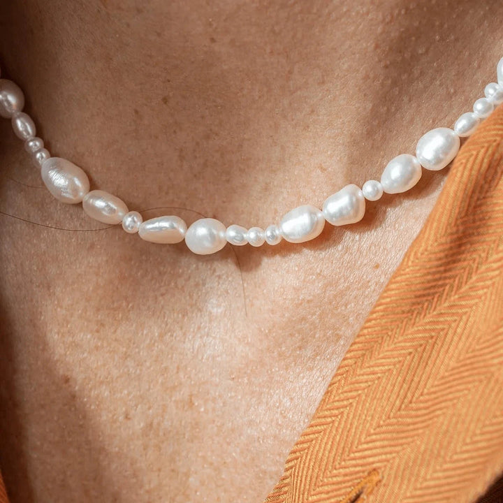 Vincent Venus konspiration guldpläterad pärlhalsband