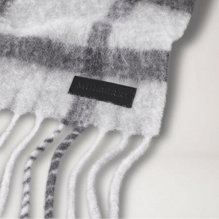 Mulberry Oversized Check Textured Scarf Foggy Grey Alpaca Blend – produktbild 2