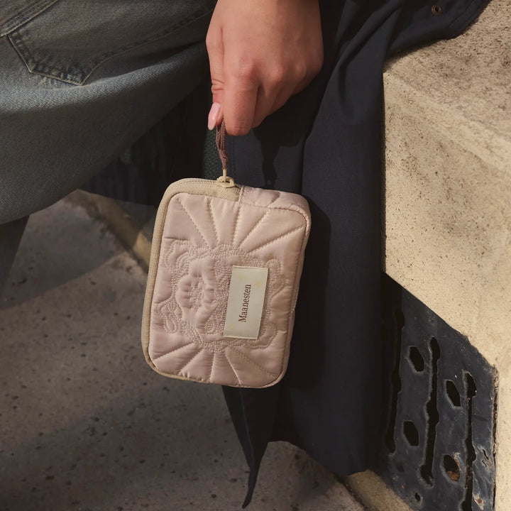 Maanesten Manon Pouch Sand – Liten sminkväska – 4286-Onesize