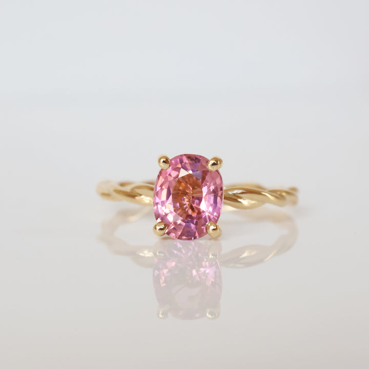 Anpé atelier yatura rosa ring 18kt guld anpassad