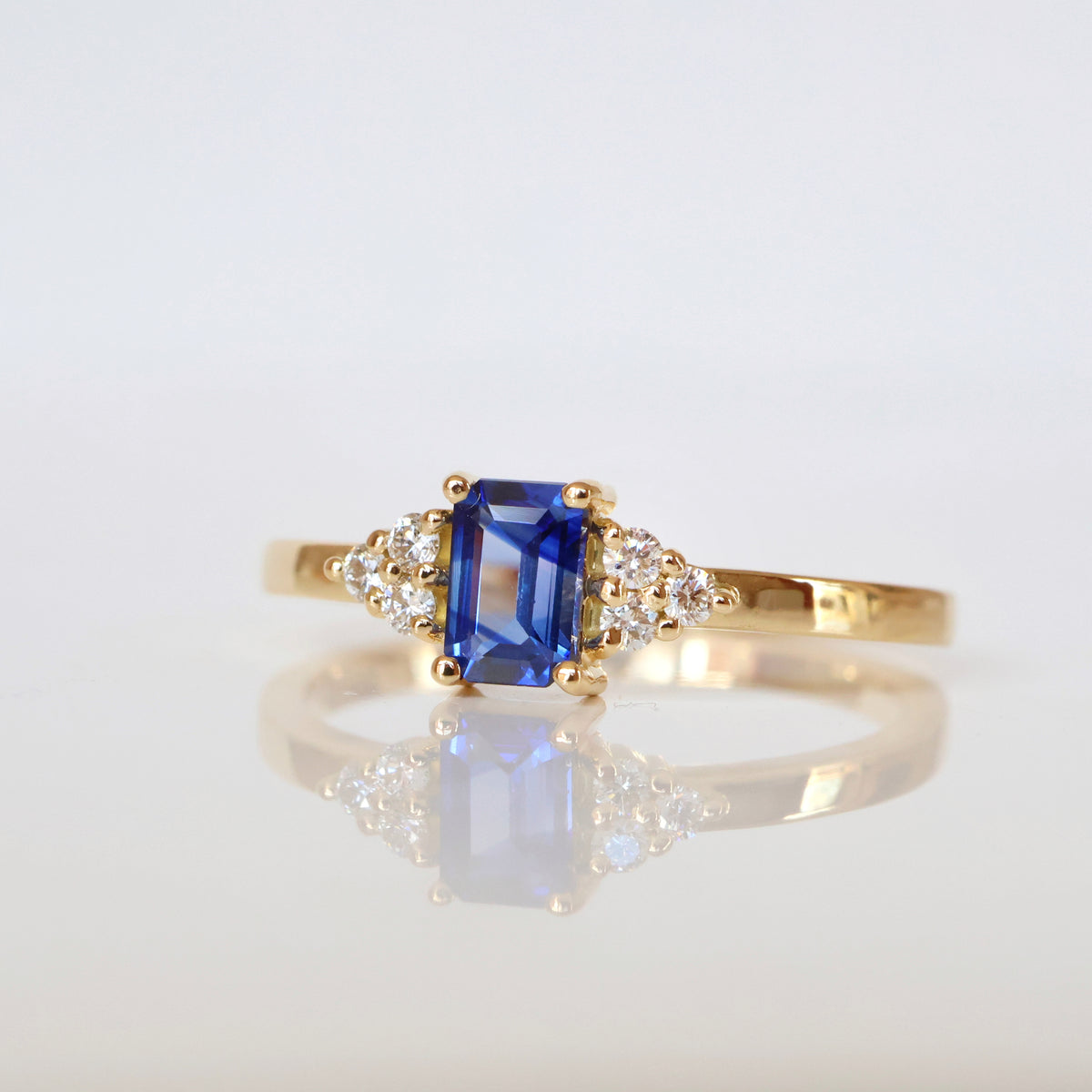 Anpé atelier bahu nil ring 18kt skräddarsydd