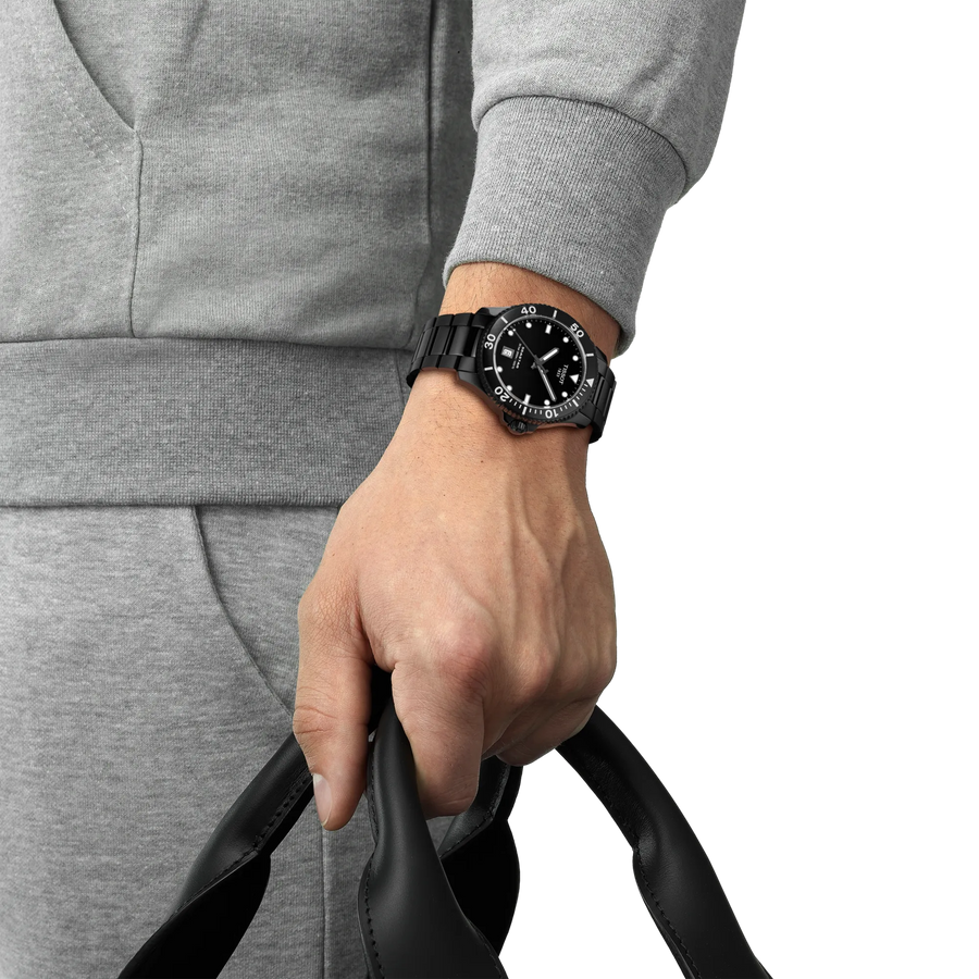 Tissot Seastar 1000 40mm - Svart PVD