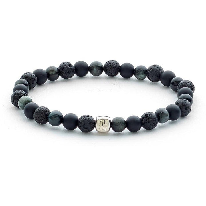 Alexander Lynggaard Armband Stockholm 6mm med svarta matta stenar och silverdetalj på vit bakgrund. Modell c20363-001