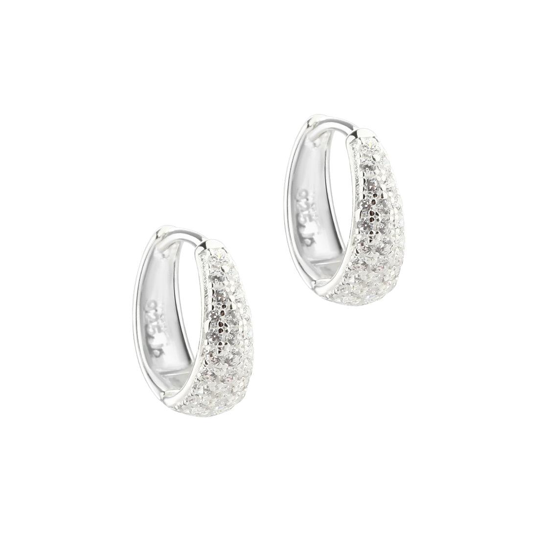 Aqua Dulce Darling Emma Small Hoop Silver, små ringar i silver med klara stenar, modell 5860-5860-1