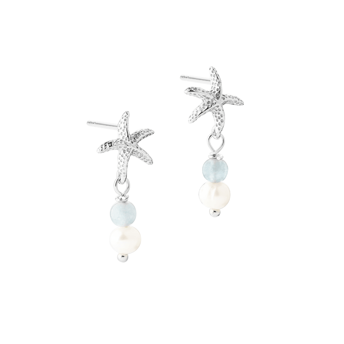 Aqua Dulce Stella Blå örhängen i silver med sjöstjärnor, blå sten och pärla. Modell 6161-1.