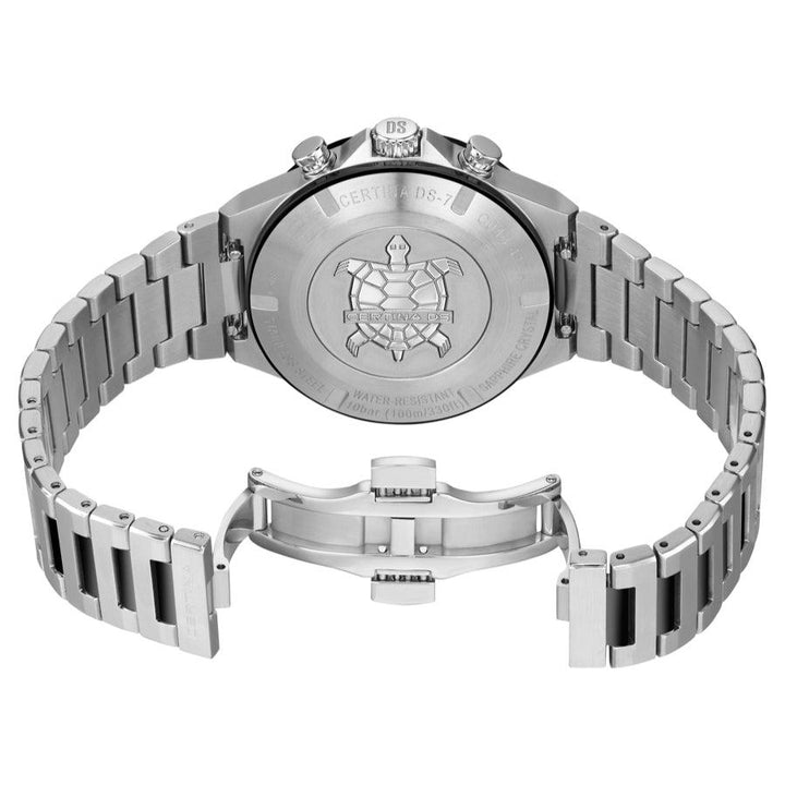 Certina DS-7 Chronograph svart PVD-beläggning 41 mm, bakväska med sköldpaddsgravyr och silverkedja.