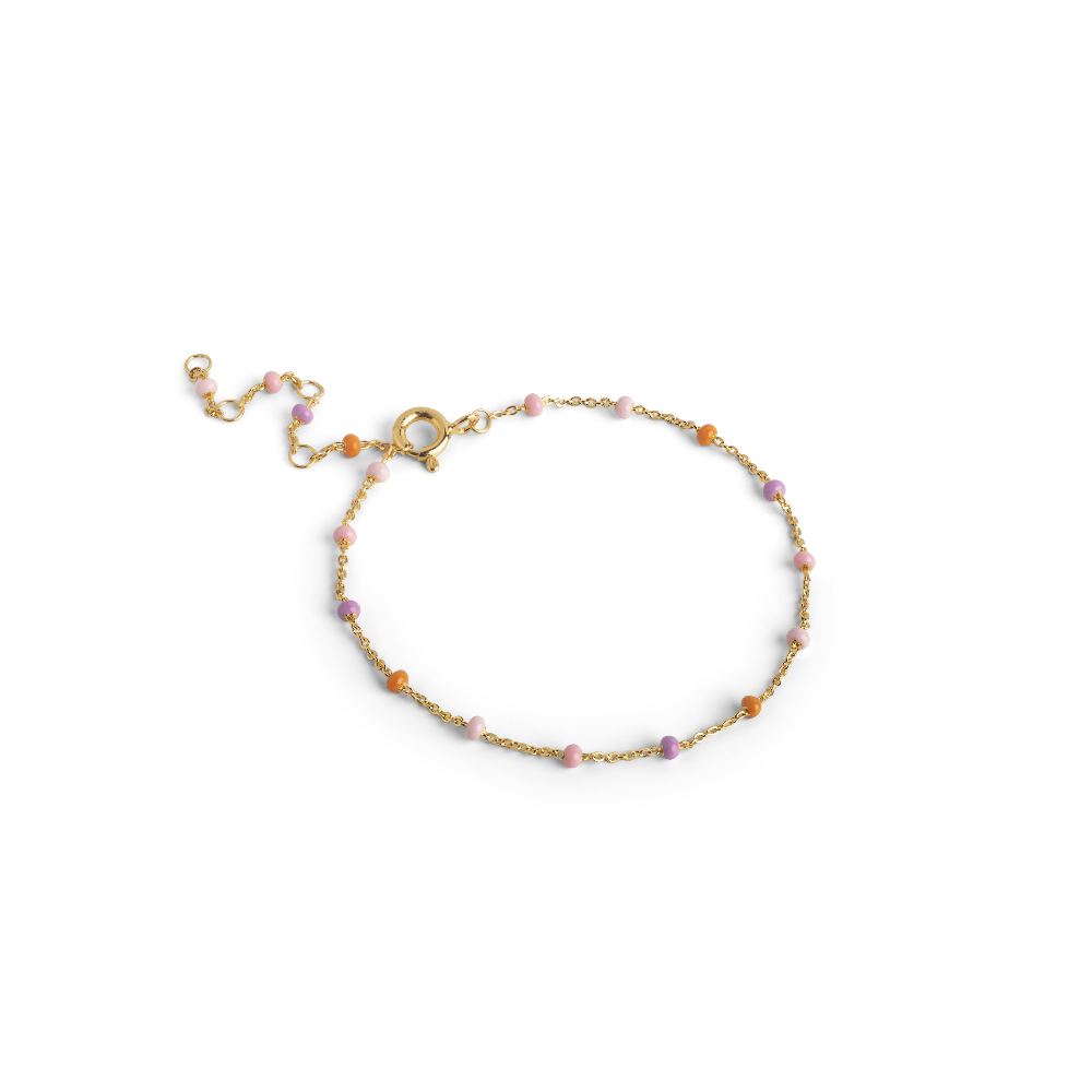 Enamel Lola Armband Blush i guldpläterat silver med små rosa och orange pärlor, Modell b66g-blush-1.