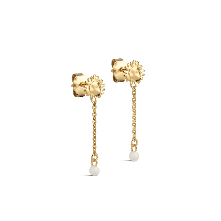 Enamel Sunshine Drop Earrings Daisy e423g-daisy guldpläterade solblom drop örhängen och kedja med vit detalj. Modell e423g-daisy-1
