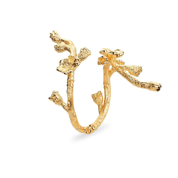 Flora Danica Forget-me-not Statement Ring i guldpläterad organisk design, synlig som en öppen blomgren, modell FMN-STRI-G-001-1