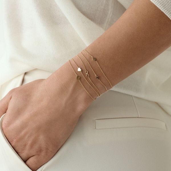 Nuran Icons Armband Love – 14 karat guld med hjärta – produktbild 2