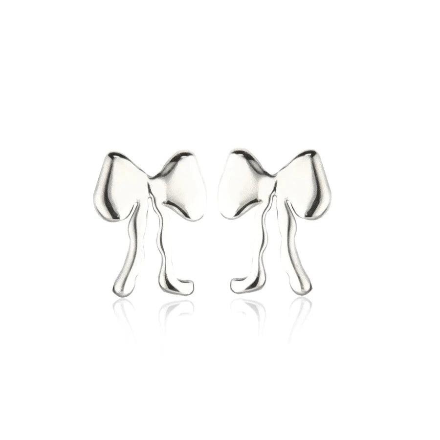 Jeberg Petite Bow Plain Stud I Sølv - Sløjfe Ørestikker - Øreringe - 52822