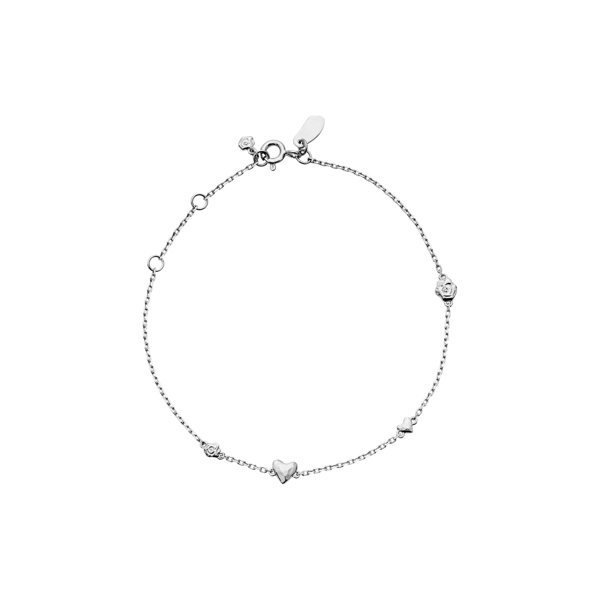 maanesten-scarlett-guldpläterat-armband-med-hjärtan, elegant armband i silverlook med små hjärtan, modell 8682c-1