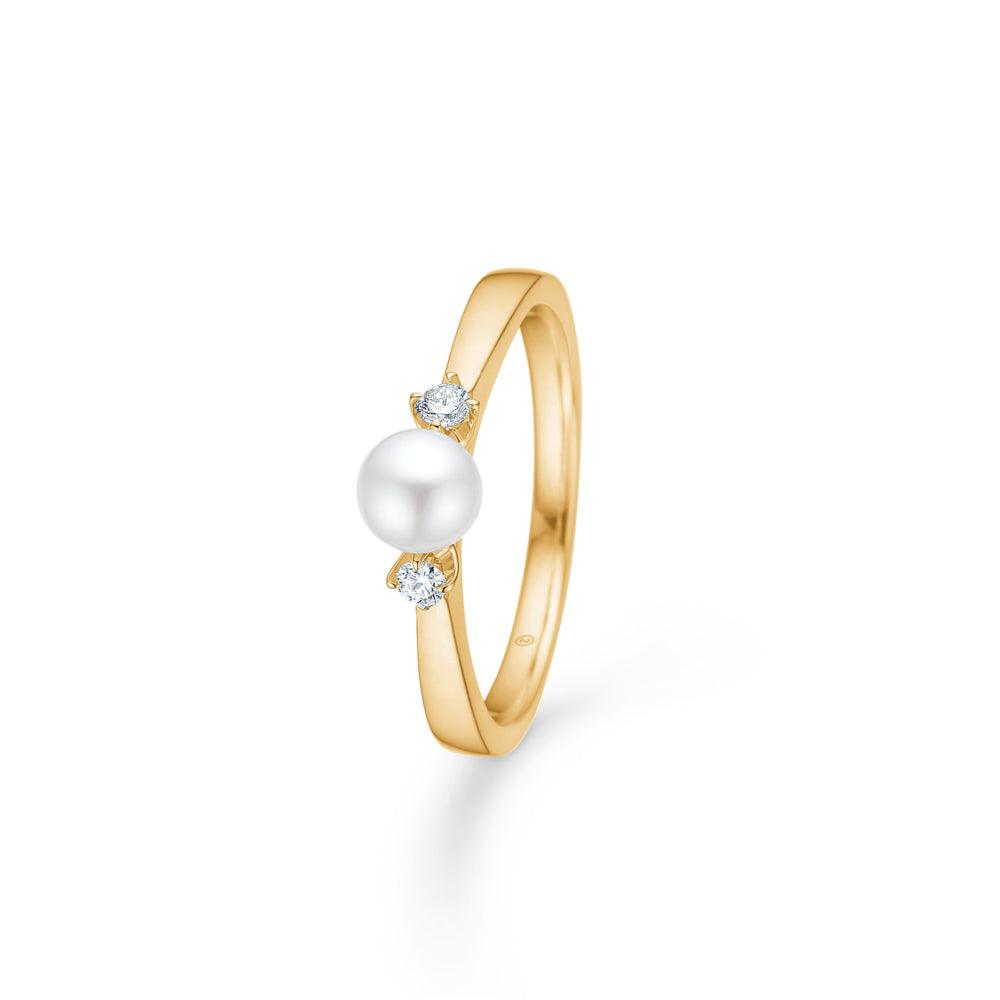 Mads Z 14kt Crown Trinity Pearl Ring med perle og diamanter i guld, forsidevisning, model 83250.