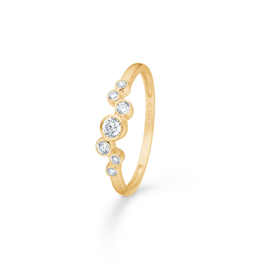 Mads Z Lucy Ring i 8 Karat Guld med 7 Zirkonia - Ringe - 3347035-001