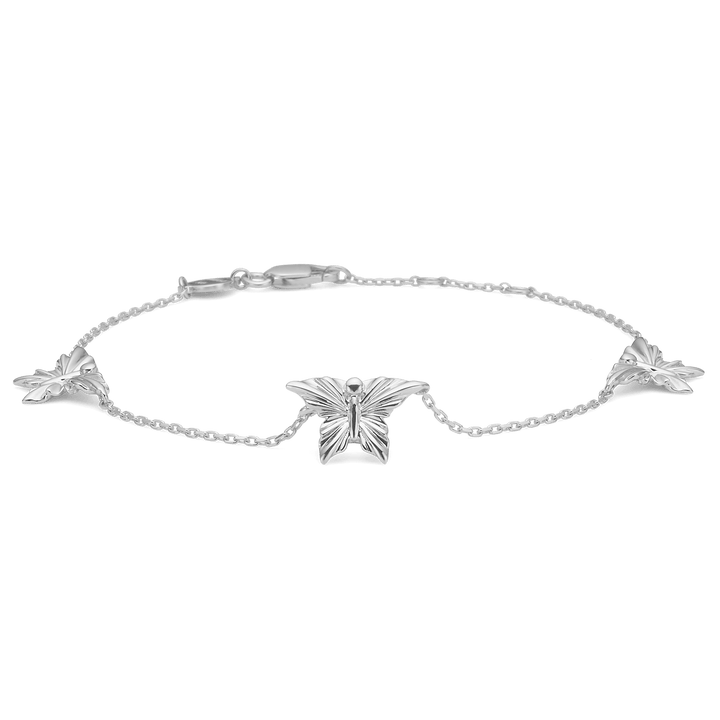 Mads Z Monarch fjärilsarmband i silver med tre detaljerade fjärilar. Modell 2150155-1.