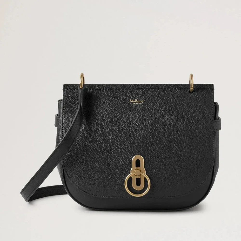 Mulberry Amberley Satchel Small Classic Grain Black, axelväska i svart läder med guldfärgat spänne, modell HH9799205A100
