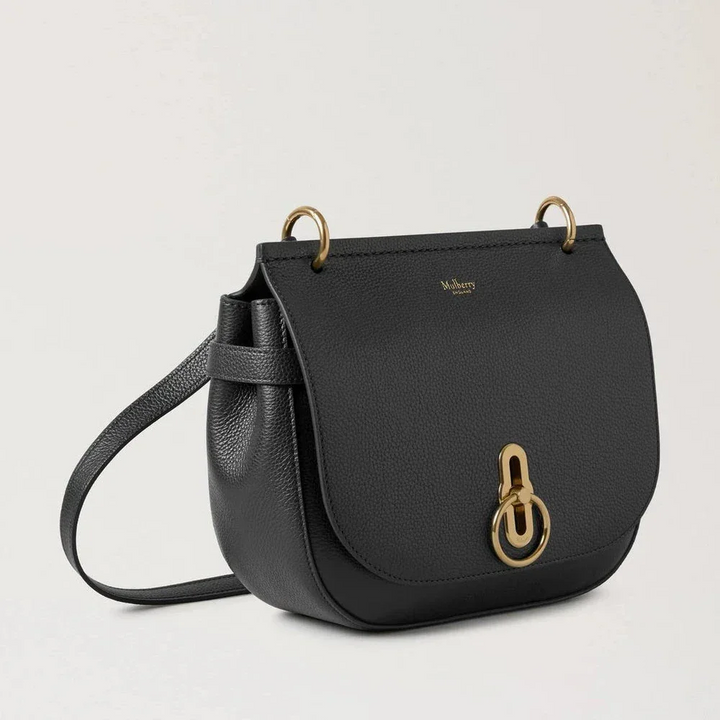 Mulberry Amberley Satchel Small Classic Grain Black i svart läder med guldfärgat spänne, Modell hh9799205a100.