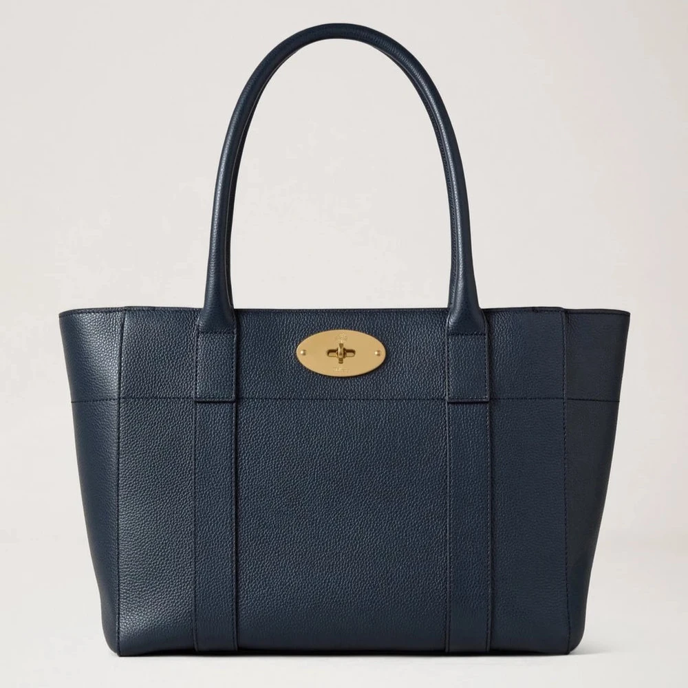 Mulberry Bayswater 9 till 5 Small Classic Grain Night Sky, mörkblå läderväska med guldlås, modell HH9831205U888
