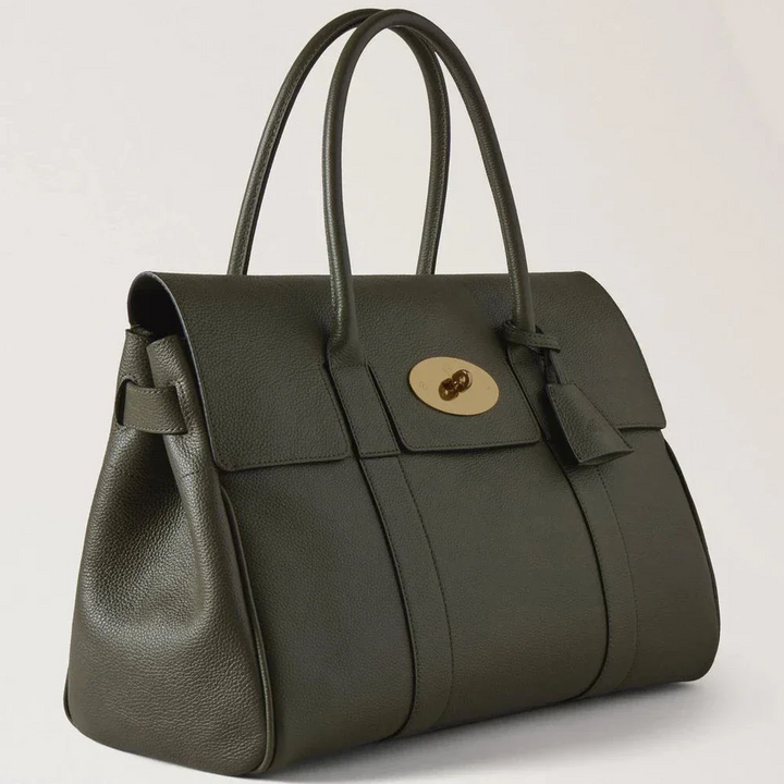 Mulberry Bayswater Juniper Green Small Classic Grain handväska i mörkgrönt läder med guldspänne. Modell HH2873/205Q749