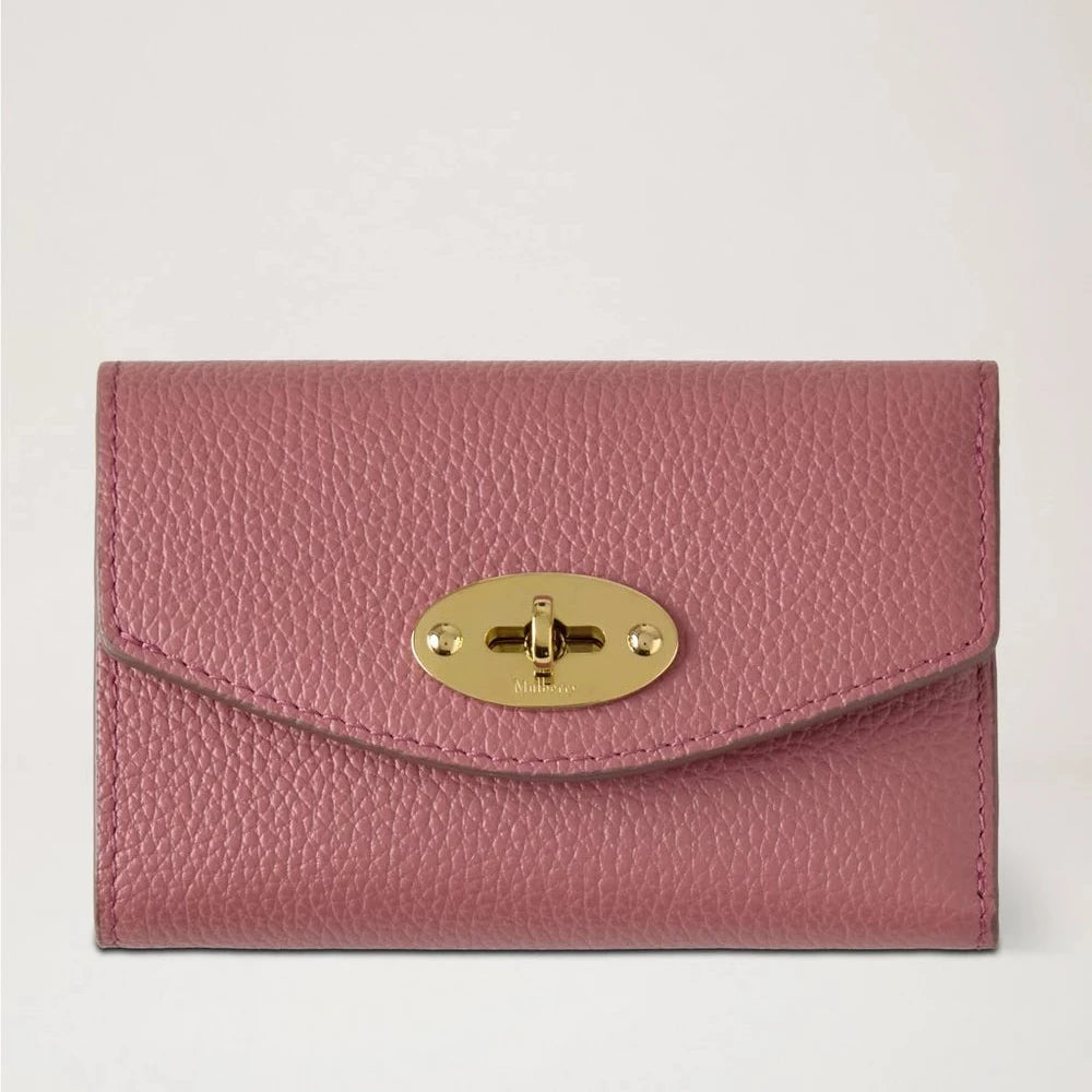 Mulberry Darley Vikt Multicard Plånbok rosa scrumpy i strukturerat läder med guldspänne. Modell RL6665205J647