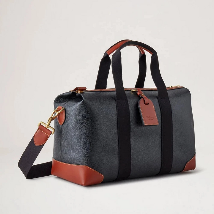 Mulberry Heritage Day Clipper Black and Cognac Printed Bioveg Scotchgrain väska i svart och cognac med rem. Modell HS5195127A340