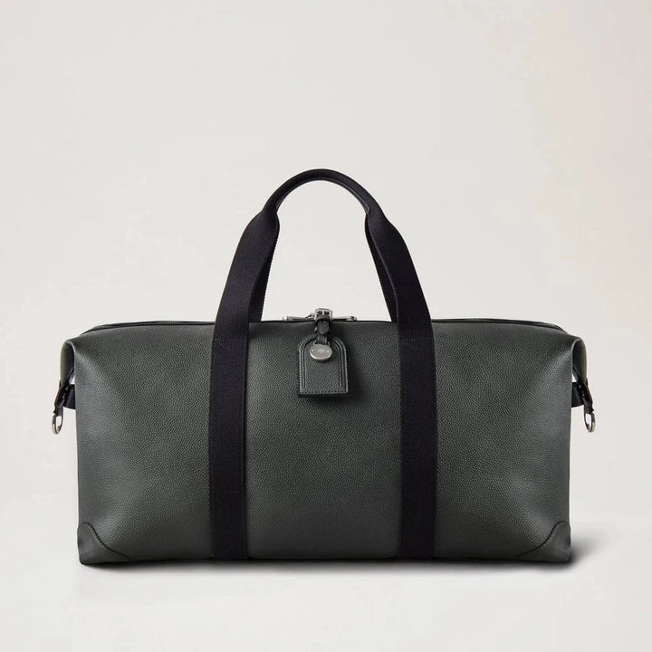 Mulberry Heritage Medium Clipper Black BioVeg Scotchgrain weekendväska i svart läder med svarta handtag. Modell HL5136/127A100