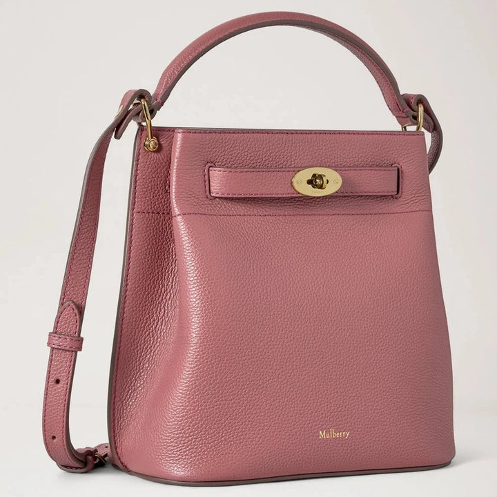Mulberry Islington Bucket Pink Scrumpy Small Classic Grain handväska i rosa läder med guldfärgat spänne. Modell HH9390205J647