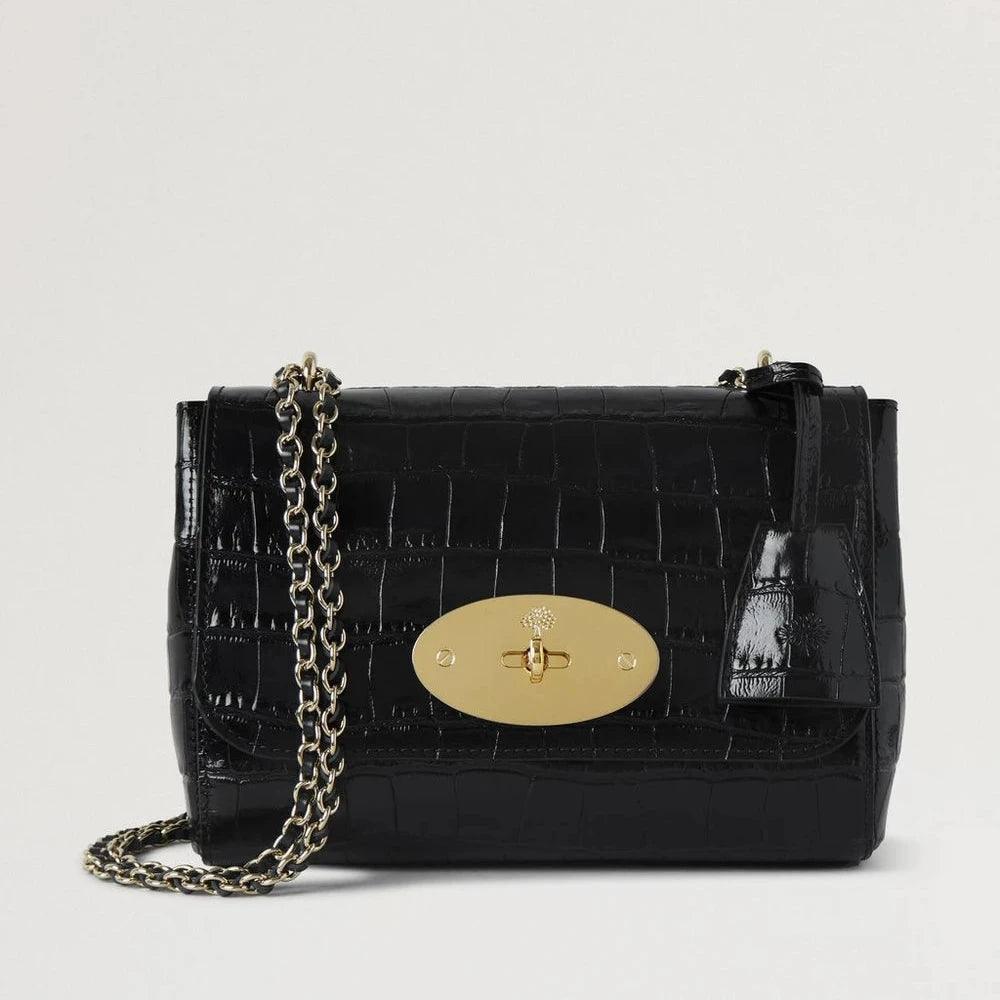 Mulberry Lily Croc Black i svart präglat läder med guldkedja och spänne. Modell HH9590641A100.