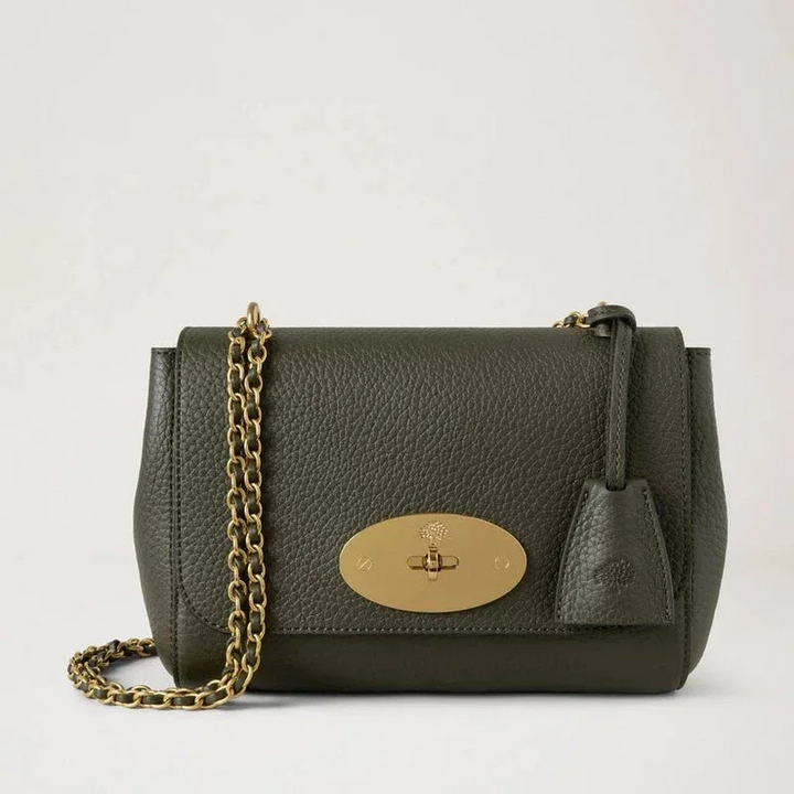Mulberry Lily Heavy Grain Juniper Green axelväska i mörkgrönt läder med guldkedja. Modell HH6950736Q749