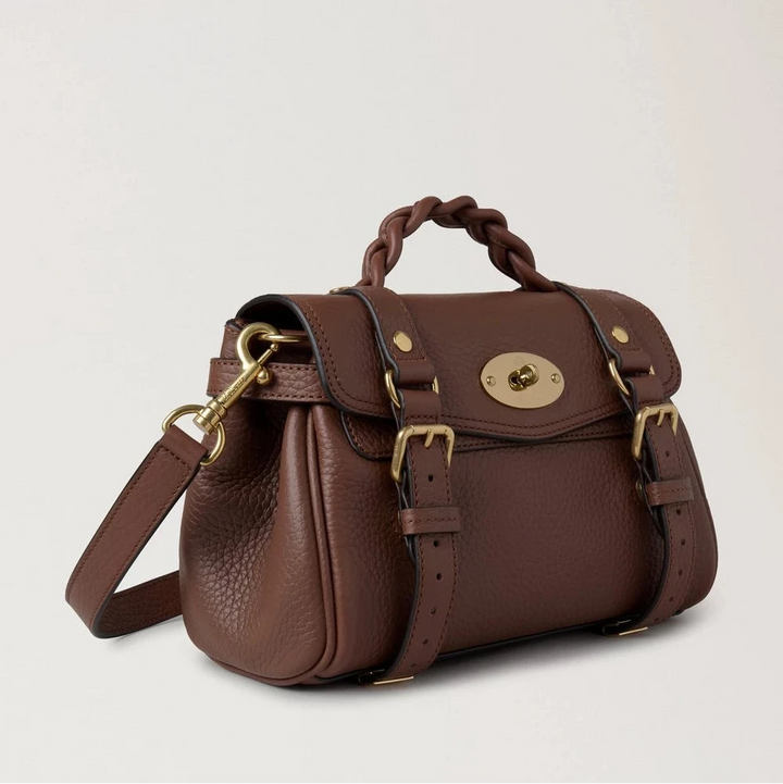 Mulberry Mini Alexa Bright Oak Heavy Grain visar en kompakt brun läderväska med gulddetaljer, modell RL6595736G222.