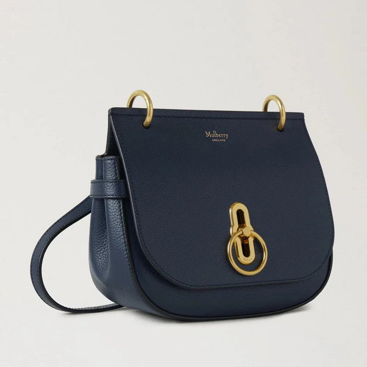 Mulberry Small Amberley Satchel Small Classic Grain Night Sky i texturerat mörkblått läder med gulddetaljer. Modell HH4966205U888
