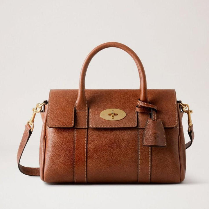 Mulberry Liten Bayswater Satchel visar en klassisk brun läderväska med handtag och axelrem, modell HH9220275G110.