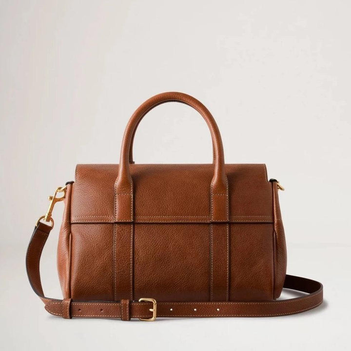 Mulberry Liten Bayswater Väska NVT Ekhandväska i brunt läder med axelrem, modell HH9220275G110.