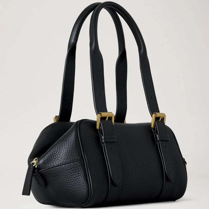 Mulberry Liten Boston Black Heavy Grain, elegant svart läderväska med mässingsdetaljer. Modell hh0020736a100.