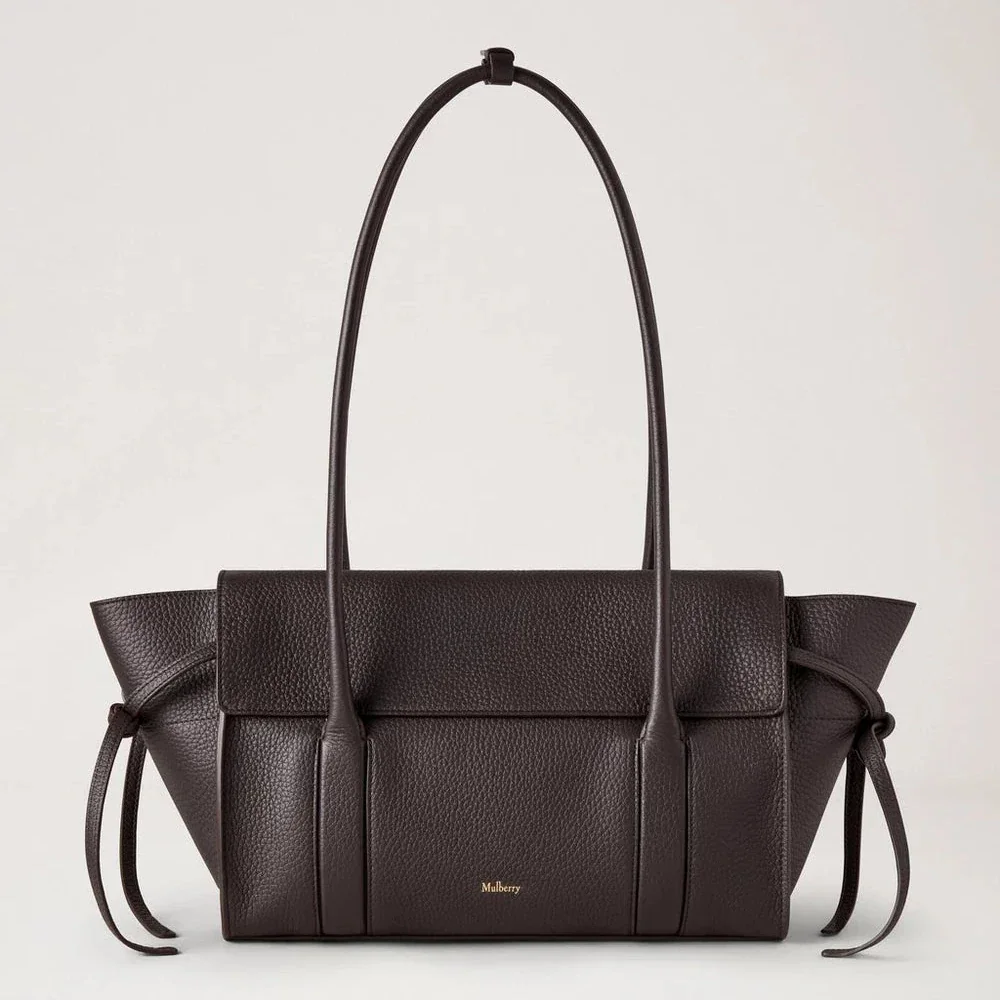 Mulberry Liten mjuk Bayswater Heavy Grain Ebony, elegant mörkbrun läderväska med långa handtag. Modell hh9382736a110.