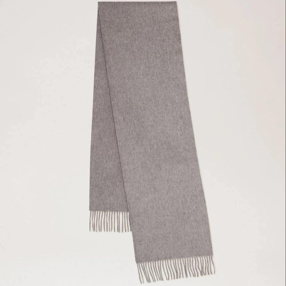 Mulberry Liten Solid Merino Wool Scarf Grå i ull, enkel och elegant med fransar. Modell VS4318946C914