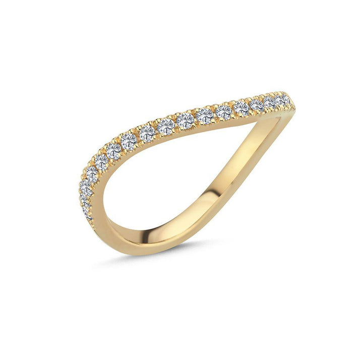 nuran 14kt valentina ring 0,25ct wsi visar elegant ring i guld med böjd design och pavé-set diamanter. Modell a2460-025-rg-001
