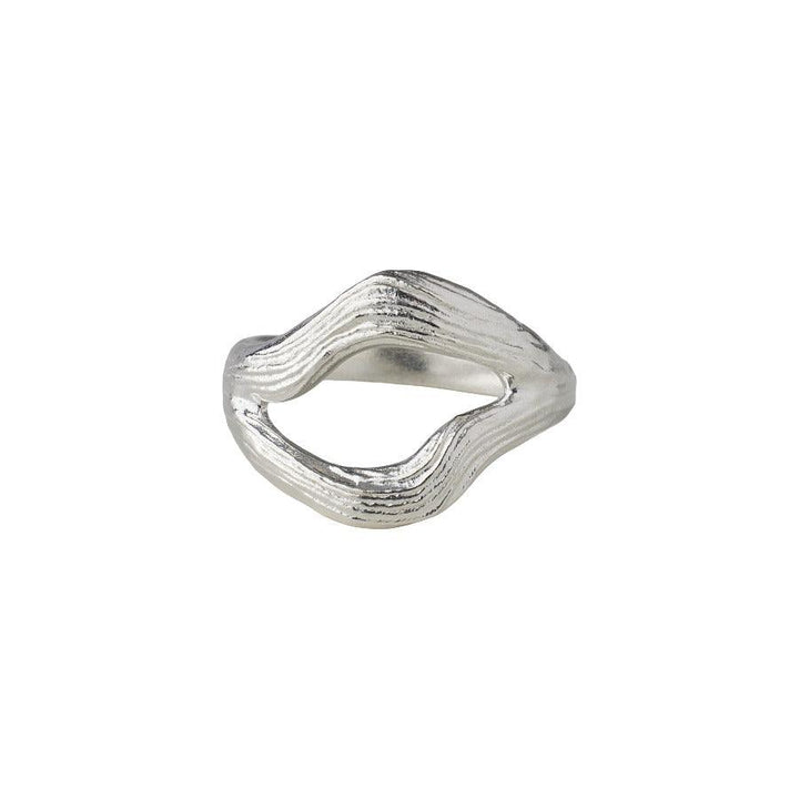 Pernille Corydon Flowing Dreams Ring i silver med organisk vågig design, modell R-344-S-004-1