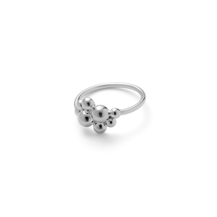 Pernille Corydon Pebble Ring i silver med sfärisk design, minimalistisk och modern stil. Modell R-460-S-001
