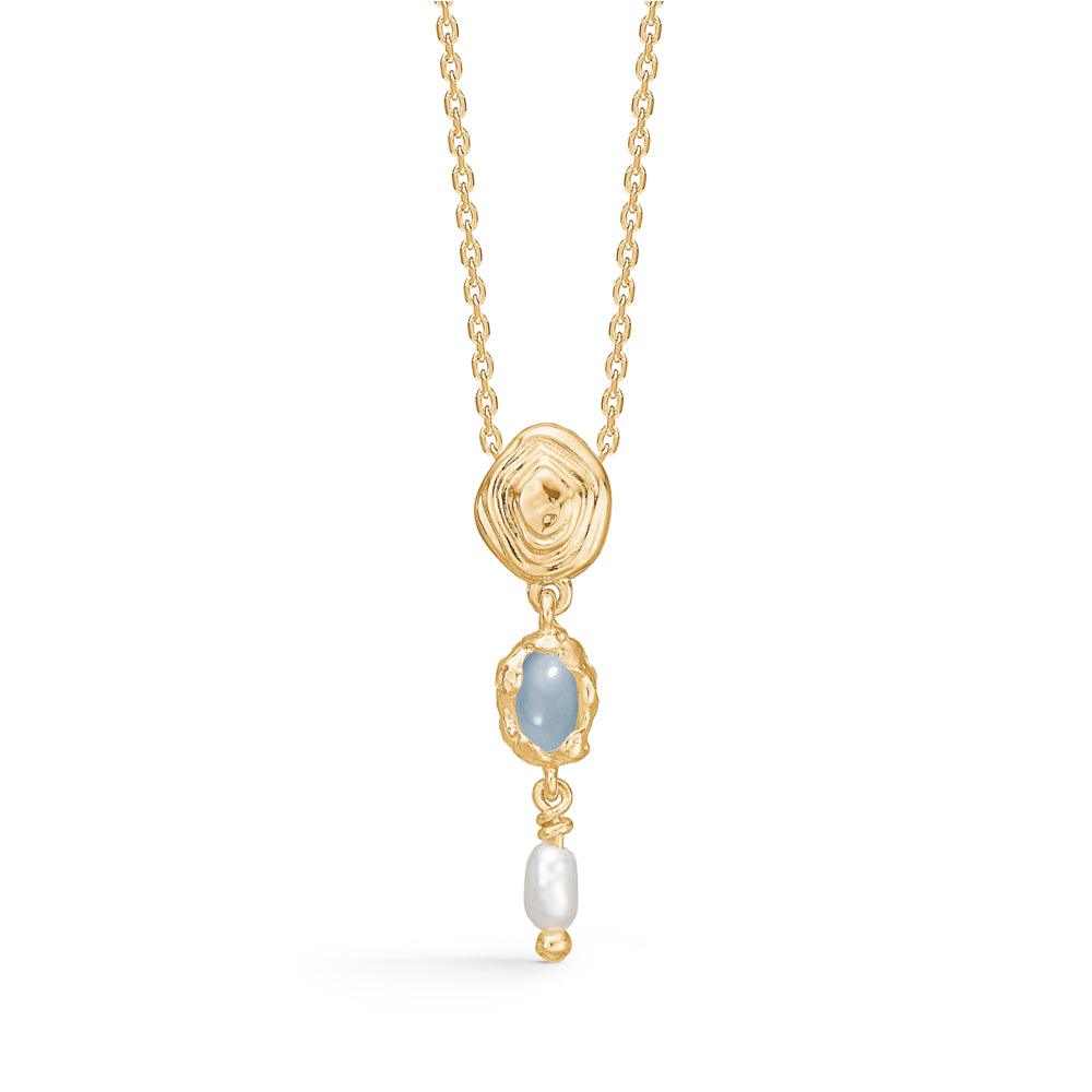 studio-z-skal-guldpläterad-halsband-ank-hänge-med-pärla vacker guldpläterad kedja med unikt hänge och sötvattenspärla. Modell 7227858-1