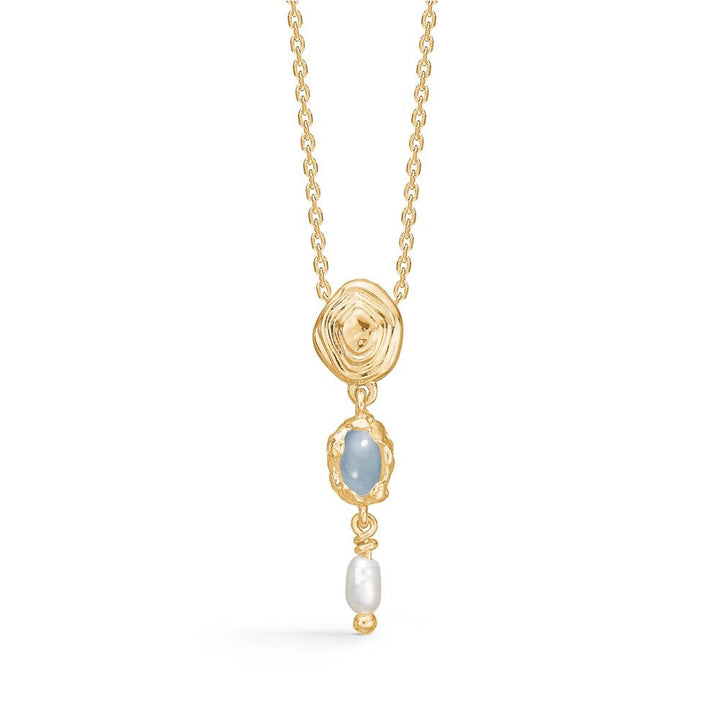 studio-z-skal-guldpläterad-halsband-ank-hänge-med-pärla vacker guldpläterad kedja med unikt hänge och sötvattenspärla. Modell 7227858-1