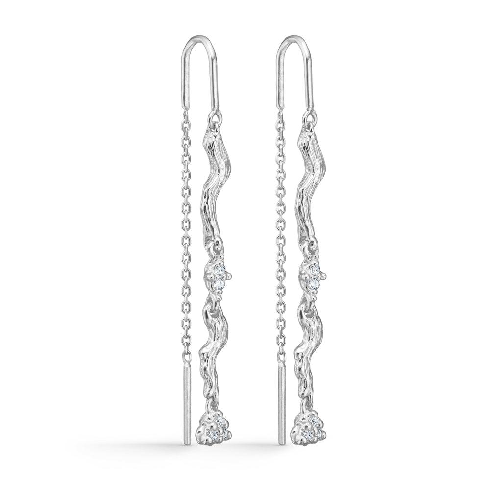 Studio Z Tangled Chain örhängen silver med zirconia, eleganta kedja örhängen med vågig design. Modell 7107849-1