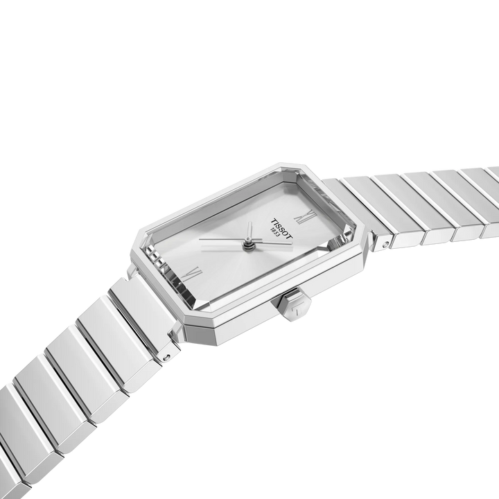 Tissot SRV 30 mm stålkedja silverurtavla som visar närbild av elegant fyrkantig boett och armband. Modell T1601101103300
