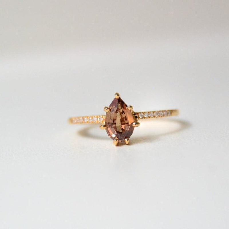 Anpé Atelier Customized Ring Med Brun Safir - Ringe - 27-BrunSafir-001