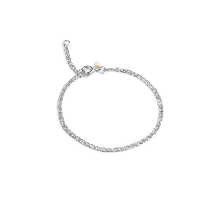 enamel-elie-armband med detaljerad silverfinish och liten guldkula, modell B91S-B91S-1